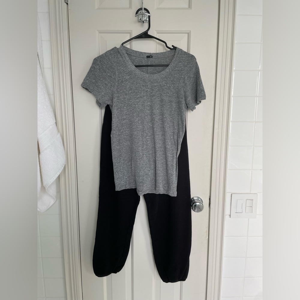Monrow Sweatpants and tee shirt XS S
